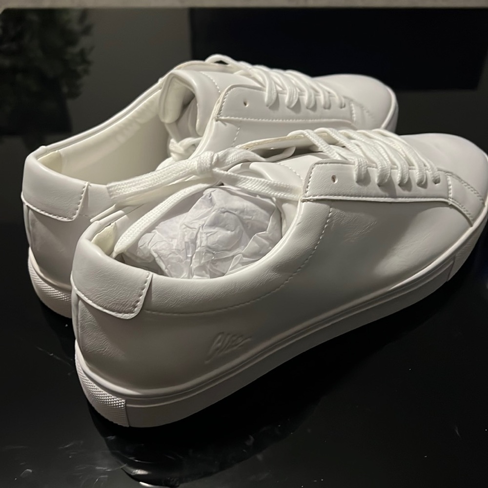 Clsc shoes white BRAND NEW